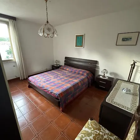 Appartamento Pm Via Delle Mimose Capo Comino
