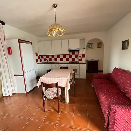 Appartamento Pm Via Delle Mimose Capo Comino