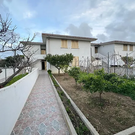 Appartamento Pm Via Delle Mimose Capo Comino