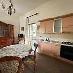 Pm Via Delle Mimose Appartement